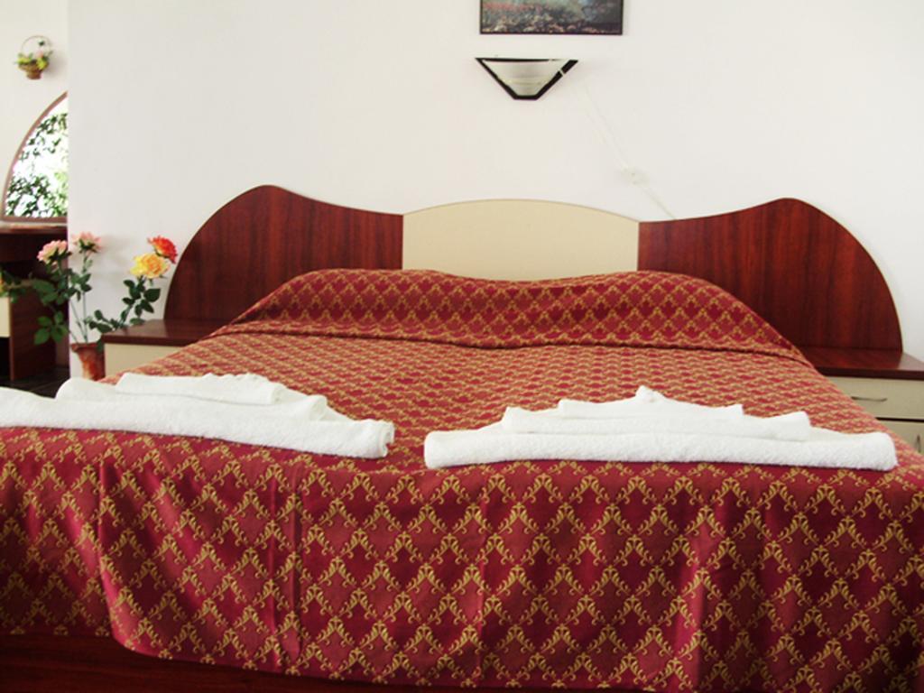 Hotel Rai Obrochishte Quarto foto